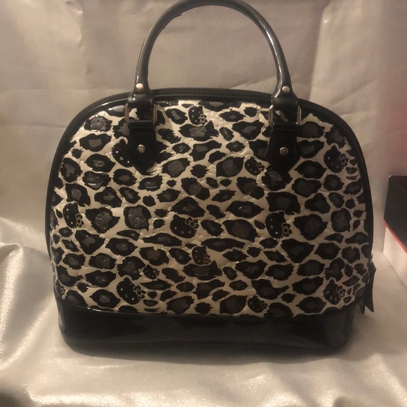 Purse - Picture 2 of 6